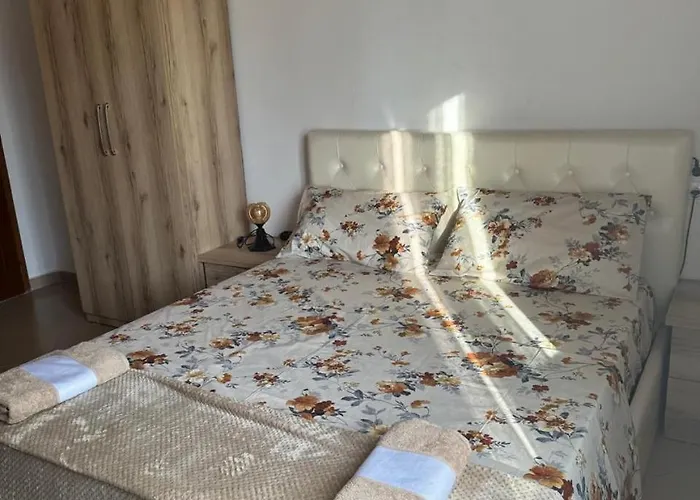 Apartamento Zefi Rrenc