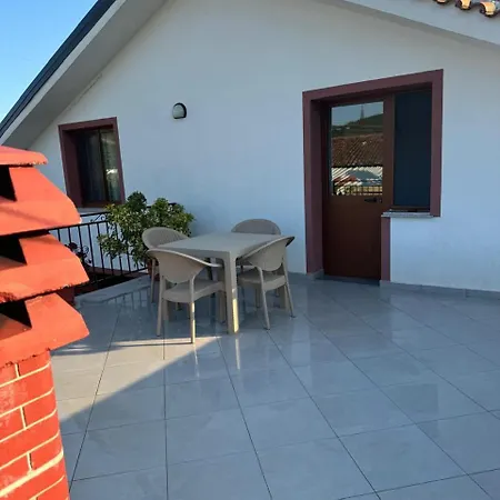 Zefi Rrenc Apartamento *